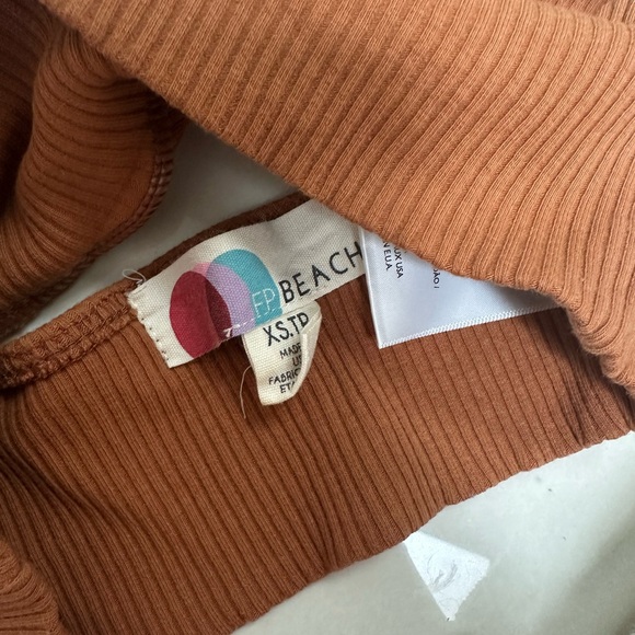 Rust Ribbed Women's 2 piece - Picture 3 of 3